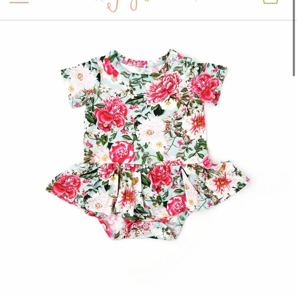 Gigi and max onesie tutu with bow! 3m